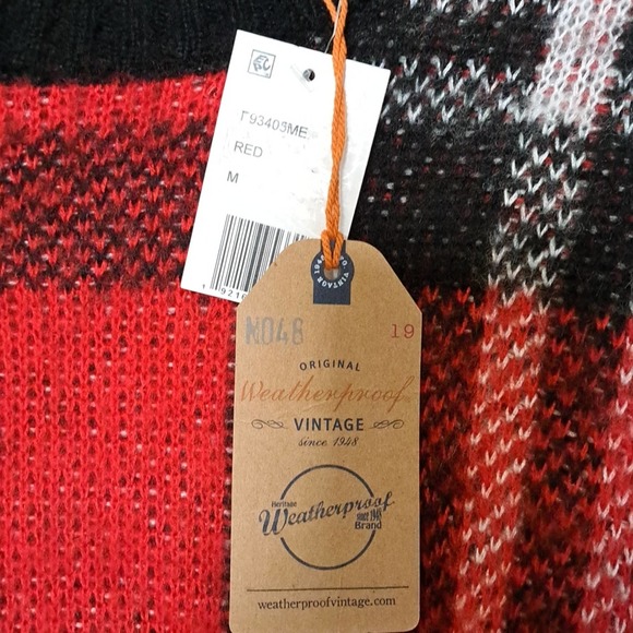 Weatherproof Vintage Plaid Bell-Sleeve Crop Sweater in Red Medium - Picture 7 of 8